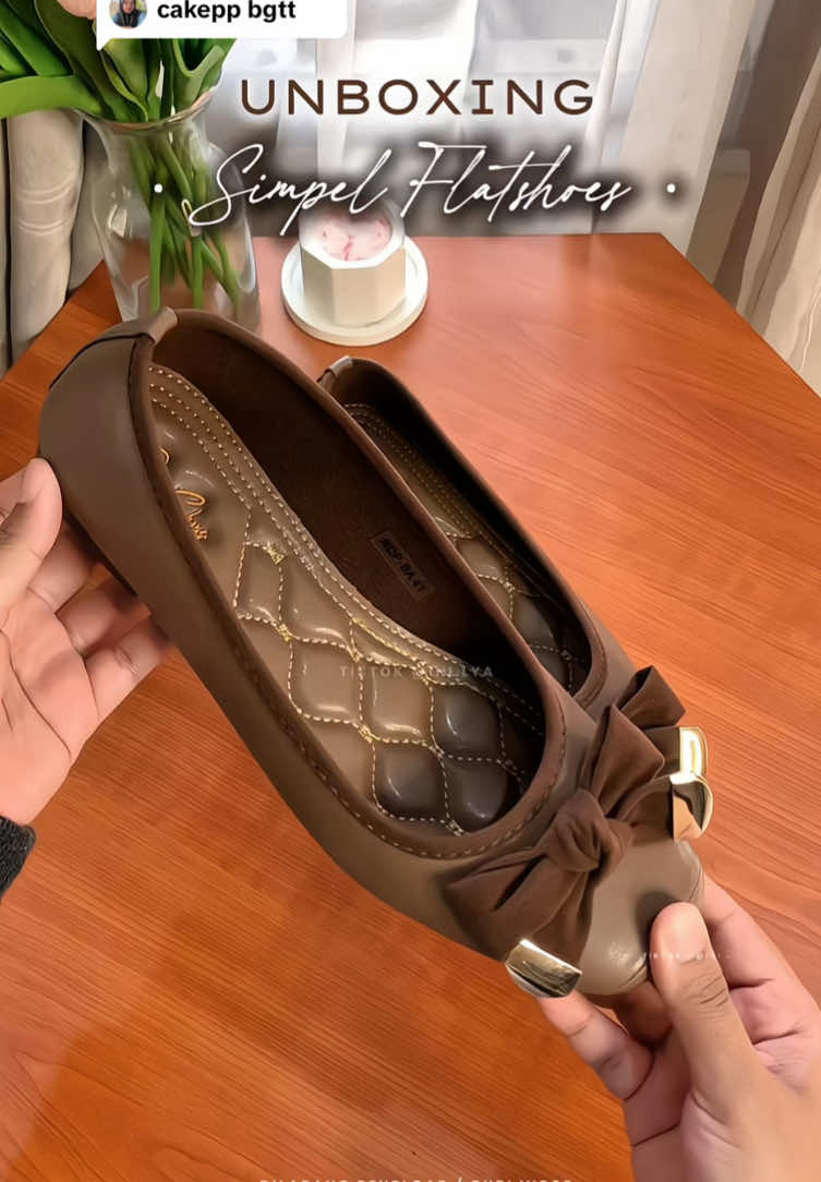 Replying to @nurrhayᡣ𐭩.𖥔˚ yg ini juga cakep banget kaa 😙🤎✨ size sampai 41 🎀 #flatshoes #sepatuwanita #sepatuflat #coquette ##flatshoesmurah#fyp 