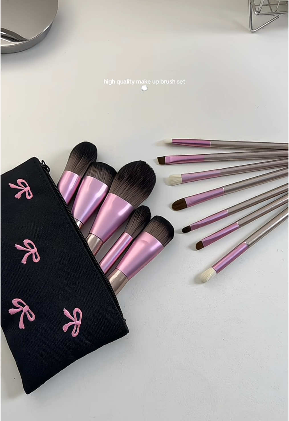 so cute and soft🎀💭 #makeupbrush #makeupbrushset #softmakeupbrushes #highqualitymakeupbrush #makeupbrushes #makeuptool 
