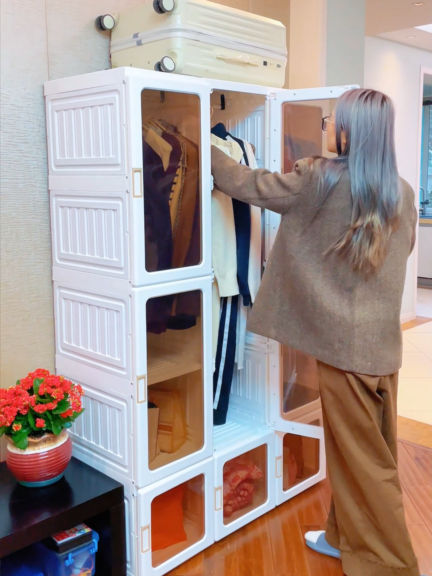 Lazy girl approved! 🛌 Set up in 1 minute, no tools needed!#homestorage #wardrobeorganization #ANTBOX #wardrobe #TikTokShopFuntasticPayday