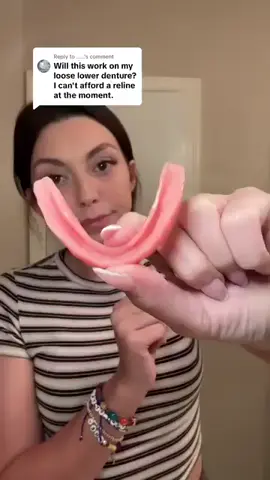 🔥 Perfektes Lächeln, ganz ohne Zahnarzt! 💖 Kämpfst du mit Unannehmlichkeiten oder Scham durch herkömmliche Zahnprothesen? Probier maßgeschneiderte Zahnersätze – die erschwingliche, nicht-invasive Lösung für ein makelloses Lächeln! 🌟 ✅ Sofortiger Komfort – Keine Irritationen mehr! ✅ Militärische Haltbarkeit – Langlebig und robust. ✅ 100% sicher & wasserdicht – Essen, Trinken und Lächeln mit Leichtigkeit. ✨ Bereit für ein selbstbewusstes Lächeln? Hol dir deine passgenauen Zahnprothesen ganz ohne Aufwand! 💙