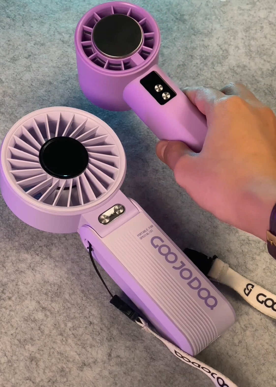 Combo quạt cầm tay phiên bản màu tím siêu hút mắt đây ạ 💜 ##quy##goojodoq##quatgoojodoq##quat100capdogio##quatturbo##quatmini##quatcamtay##tiktok##xuhuong##trending##xuhuongtiktok