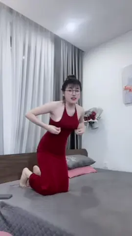 Chẳng ai chịu được