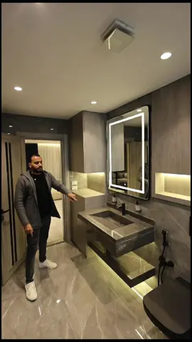 متع عينك  اتفرج علي حمام فندي 💯✅️  ✌️من تشطيب شقة المهندسين  . . . #decoration #تشطيبات #luxury #interiordesign #bathroom 
