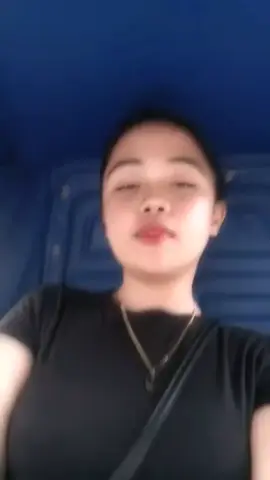 post ko na nga Itoh HAHAHAHAHA binabagyo na pauwi nagtiktok pa sha