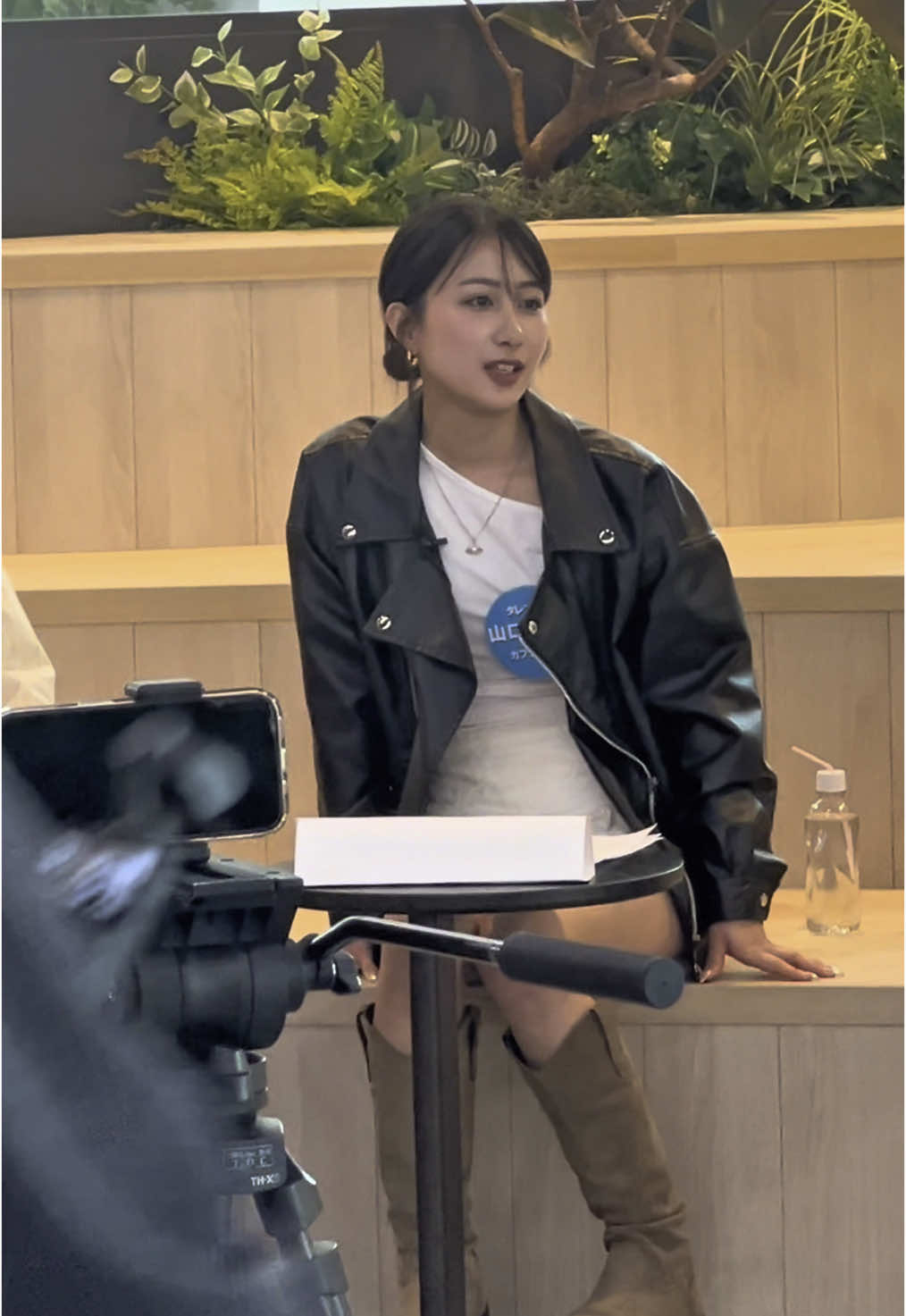 他撮りで無加工だとこんな感じに映ってんだって事が分かる動画もらった笑 不意に撮られてるからなんかじわる マイナビバイトさんの公式YouTubeに出演してるよっ