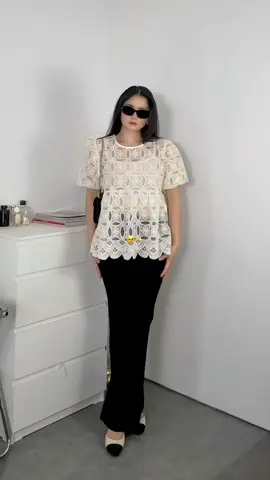 Ngerasa cantik banget pake outfit ini😭🙏🏼 #Outfitideas #OOTD #Style #Fyp 