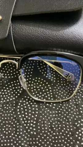 Chromehearts 3.0 Quality and Quick Look😍 Available for order at FashionBites #cambodia🇰🇭 #fashionbites #chromehearts #glasses #uvlight 