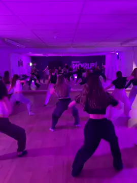 GIVE IT TO ME 🪐🪐  #swindon #fusiondance #fyp 