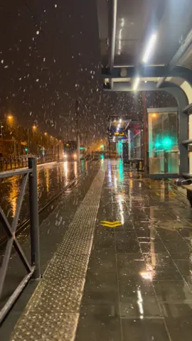 Falling snow, falling for you. #fyp #foryoupage #setif #snow #snowfall #algeria #newyorkcity #viral #cas #shewasneverreal #imissu #aesthetic #cigarettes 