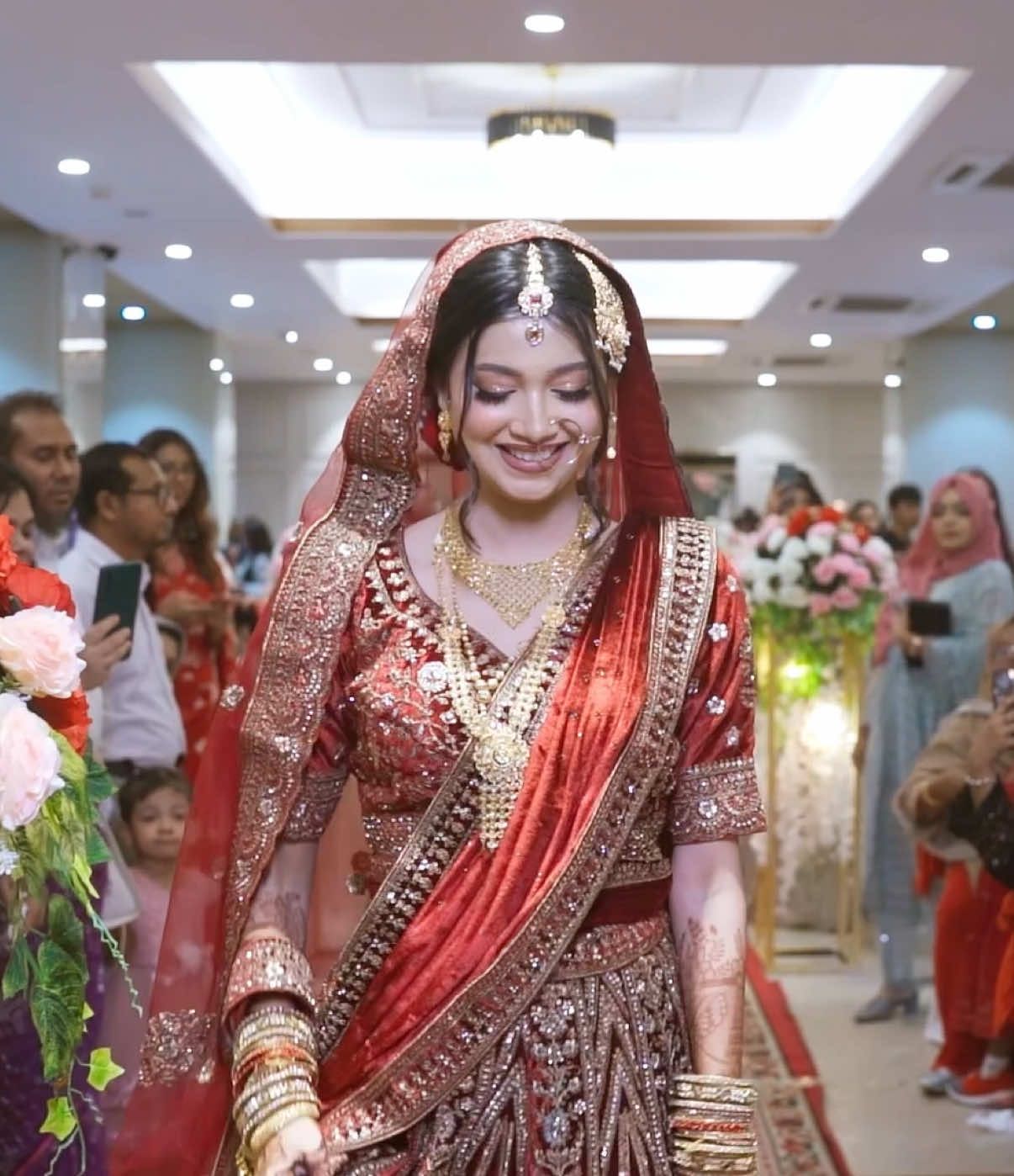 His favourite song was Afreen Afreen, so I surprised him by dancing to it during my entrance at our wedding. He had no idea— just the look on his face made it all worth it. ♥️✨🫶🏻 #bride #bridalentrance #wedding #fyp #foryou #trending #viral #afreenafreen 