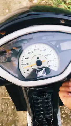 BlackBerry🖤#kupangtiktok #gypsyrose #suprabapak #motor tua menarik #nttpride🏝🔥kupangntt💯 #murahnikmatlezat 
