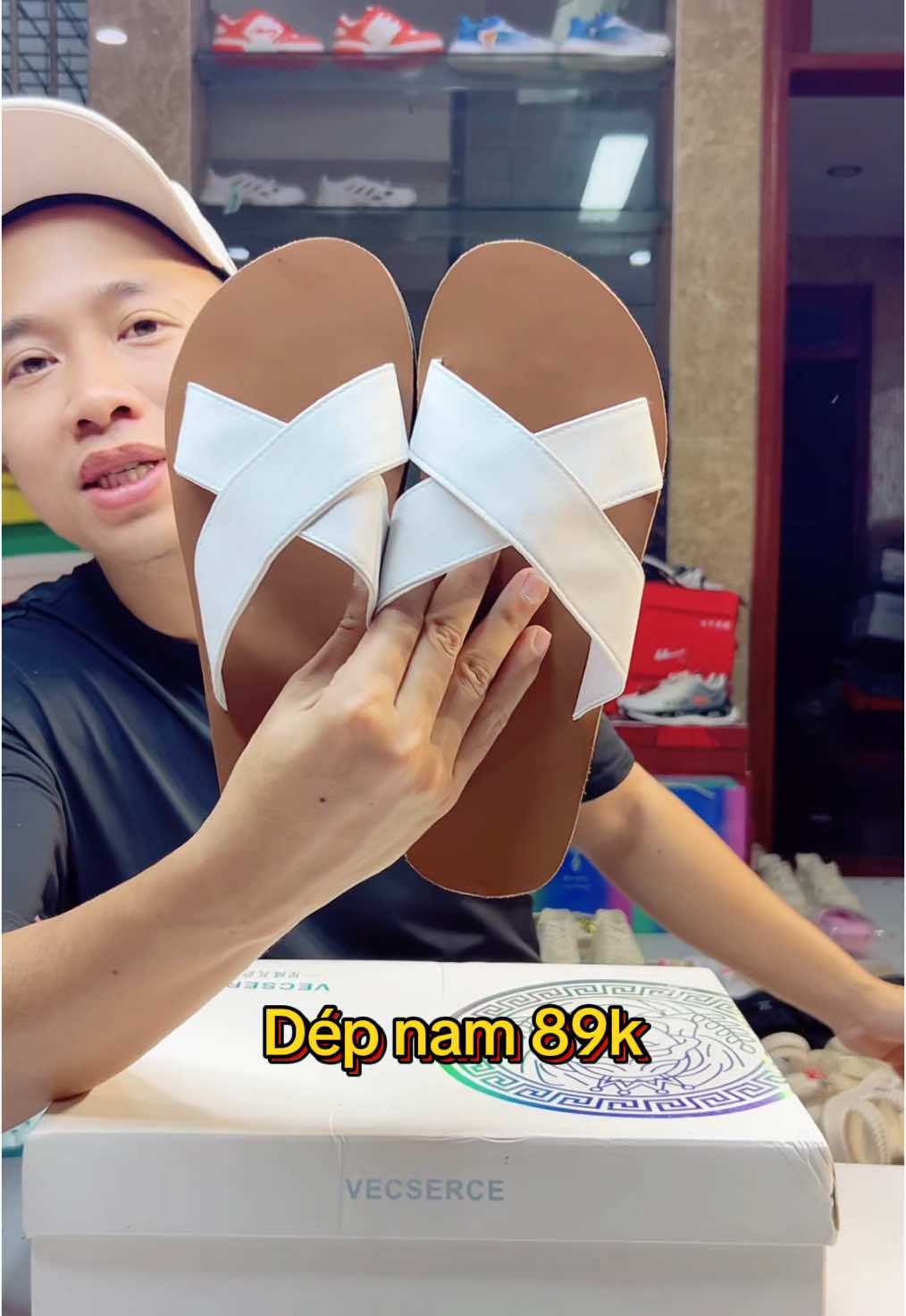 Các b đã có dép mới đi hè chưa ạ #manhgiay #manhbangiay #depnam #depquaingang #depda 