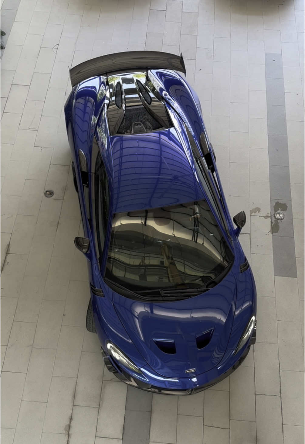 McLaren 620R is a real beauty #mclaren #620 #r #carsoftiktok #manila #philippines🇵🇭tiktok #carspotting #sportscar