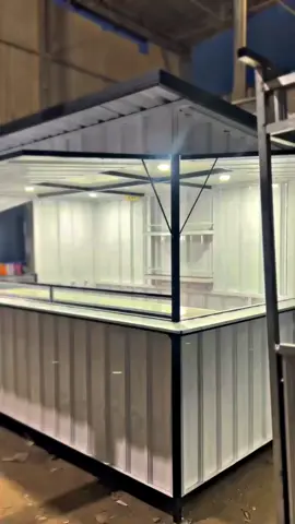 ready booth container utk customer Blora . UK 250X150 #rembang24jam #boothdesign #bisniskecilku #boothcontainer #customcontainer #gerobakkekinian #standjualan #bisniskuliner 