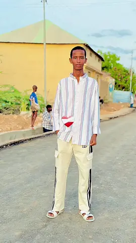 #CapCut #@𝐀Ｊ𝐀𝐀⁷ 𓃵🪄 #@muصcaب🇸🇴🤴 @Anwar.7🕊 @4paapi ⚡️💕 hdal xaqiiq ah