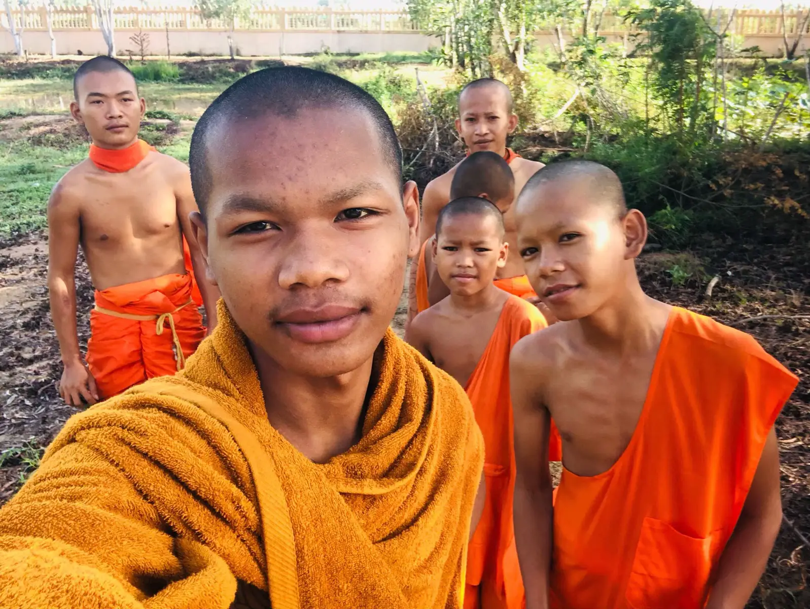 #អាថ្មាសុំ1k 