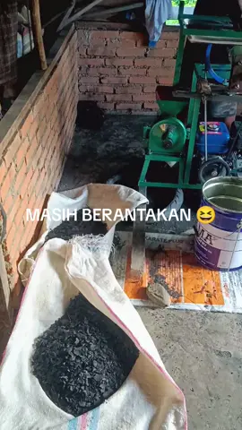 H-2 #arangbriket #ekspor #arang #briket #pengusahamuda #pengusahamudaindonesia #briketbatokkelapa #pengusa #pengusahasukses 