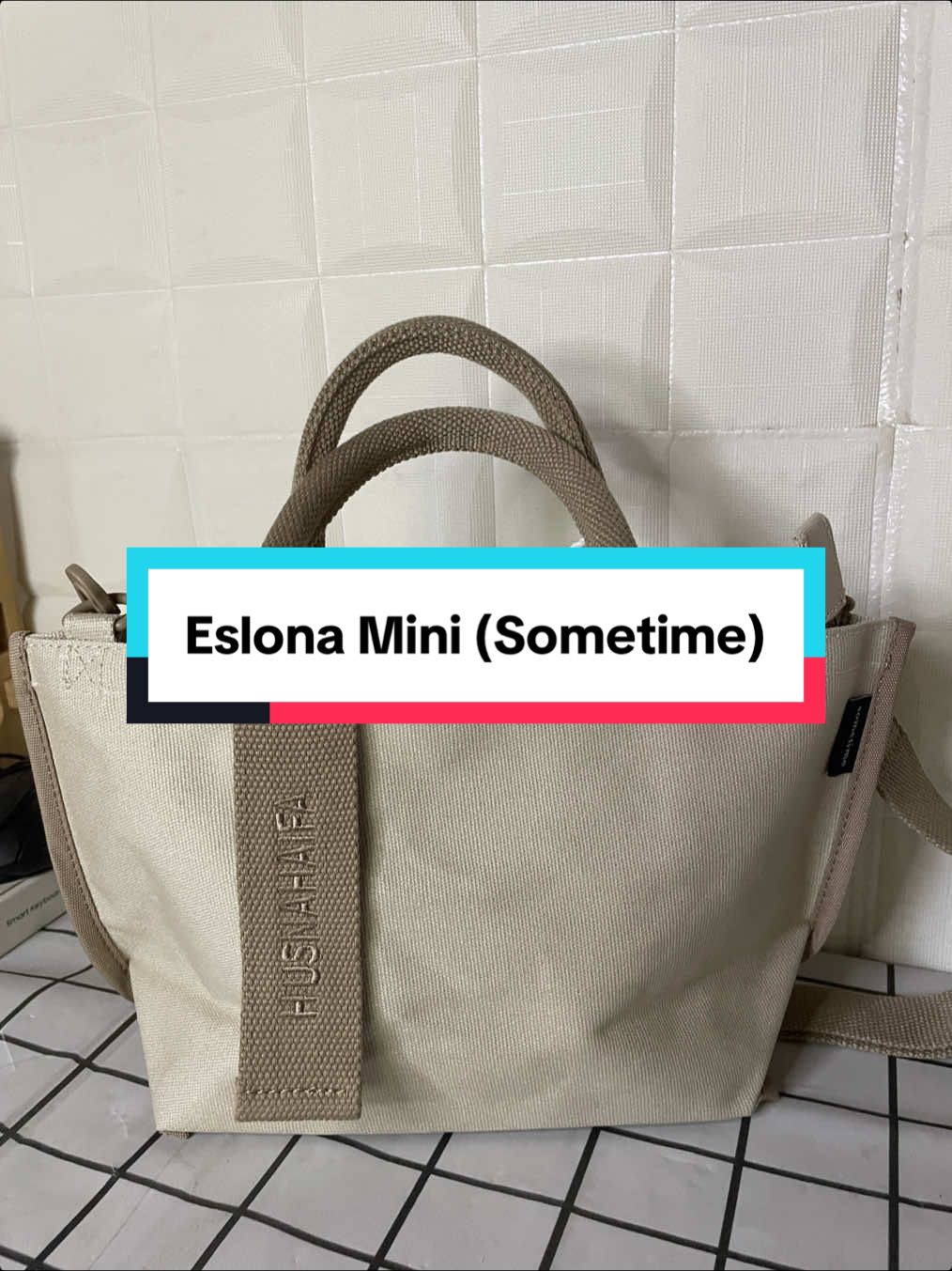 Banyak tau muat dalam eslona mini nii✨@Sometime By Asian Designers  #sometimebyasiandesigner #eslonamini #slingbag #canvasbag #crossbag #handbag #womenbag 