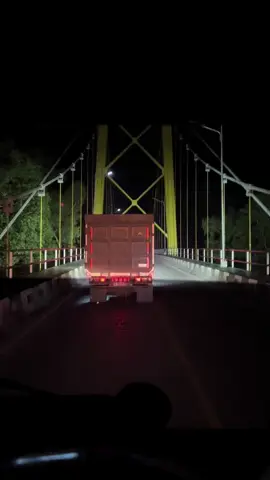 hidup diperantauan ujah😄  #fyp #trukkalimantan #fypシ゚viral #kalimantan #drivermuda #trukkalimantanpunyacerita #trukbatubarakalimantan #canter 