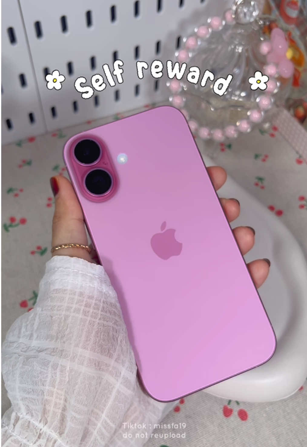 Finally ! 💗💫 #iphone16pink🎀 #affiliatejourney #selfrewards💕 