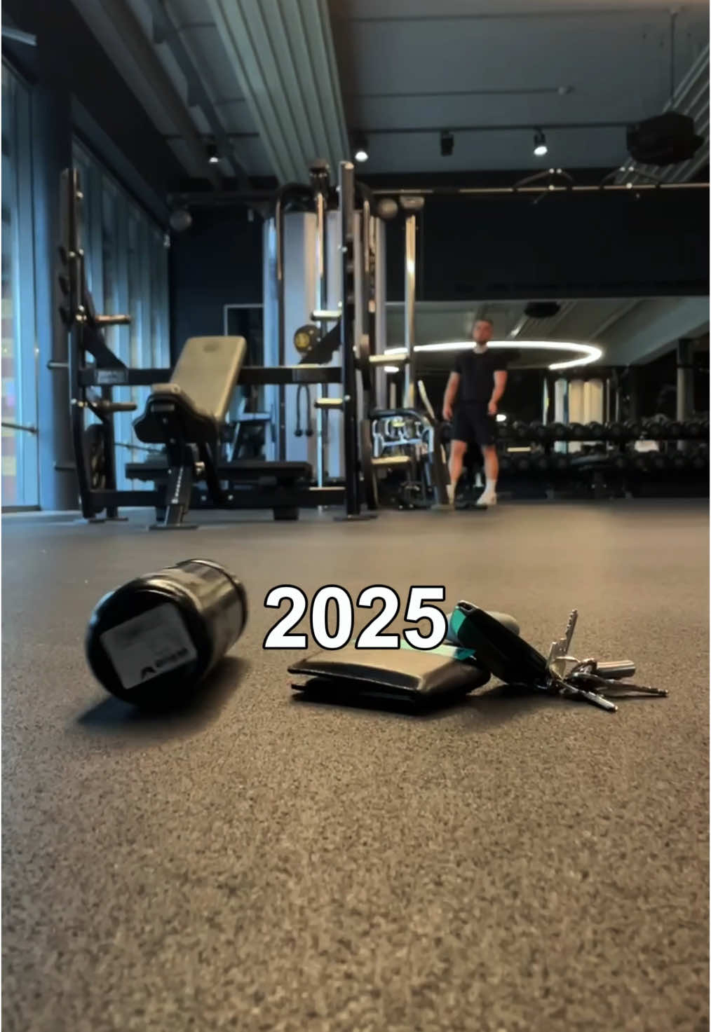 Sei kein Amateur. Immer noch ohne Magnetic-Bag im Gym? Wertsachen sicher, alles griffbereit – das Ding gehört einfach dazu. Jetzt -50 % + Gratis Gurt! Nur solange der Vorrat reicht #GymDrip #MagneticBag #NoMoreChaos #TikTokFinds #gymessentials #gym #GymTok #Fitness 