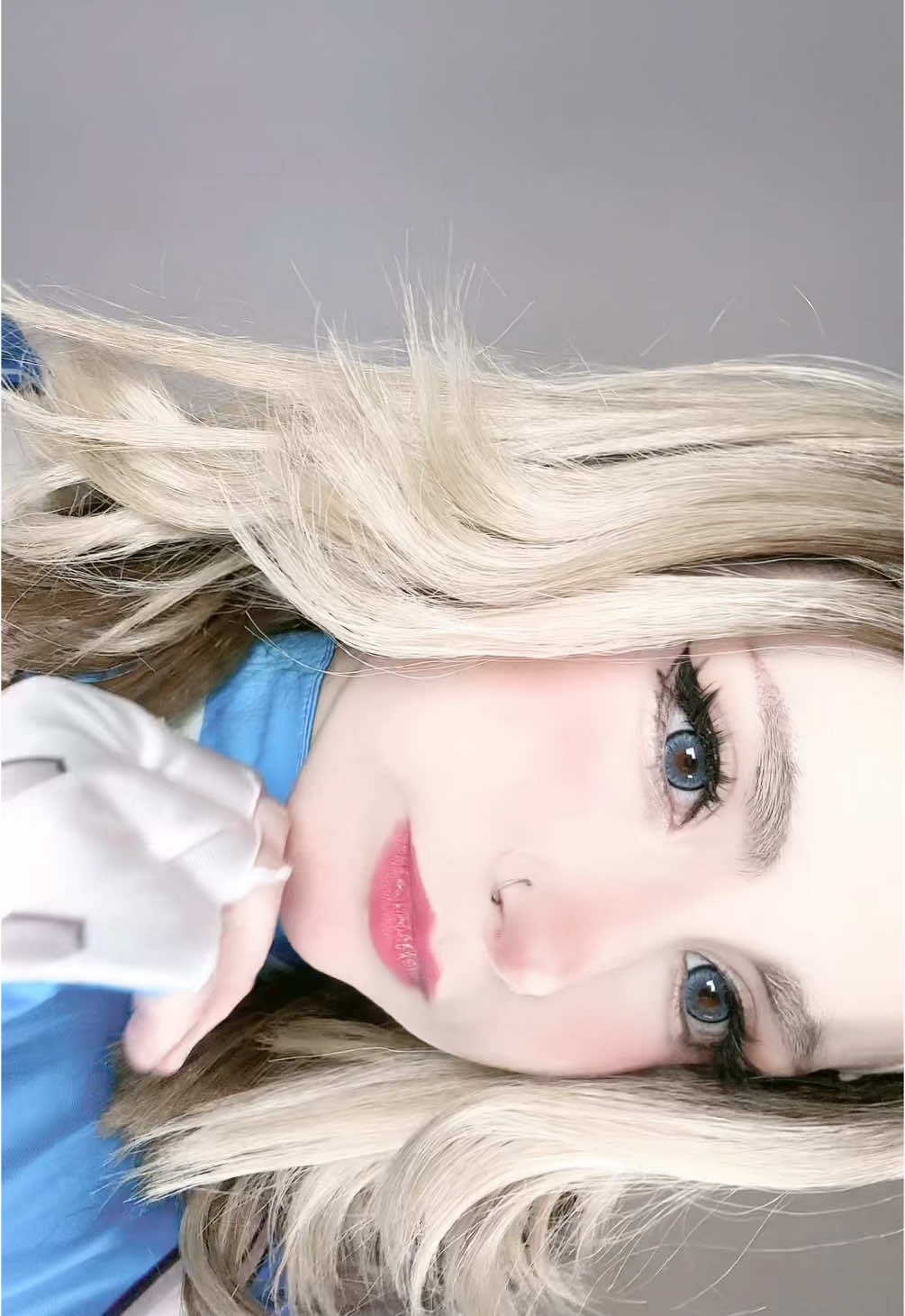 Sue 💙  . . . . #marvel #marvelrivals #suestorm #suestormcosplay #cosplay #marvelcosplay 