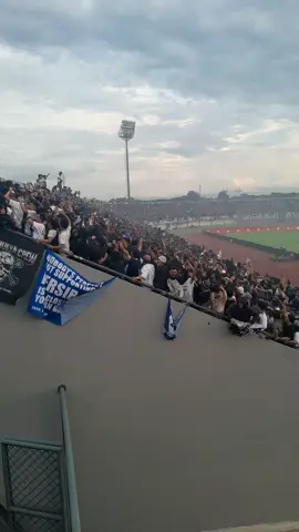 Away rasa Home ni BOBOTOH 💜💙 #persita #persitatangerang #tangerang #persib #persibbandung #persibjuara #bobotoh #bandung 