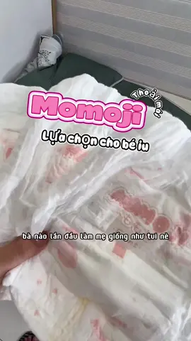 Bỉm quần các mom nhớ tăng size cho con mặc thoải mái nha 😍 #mebimreview #xh #mẹbimsua #mebimsua #momoji 