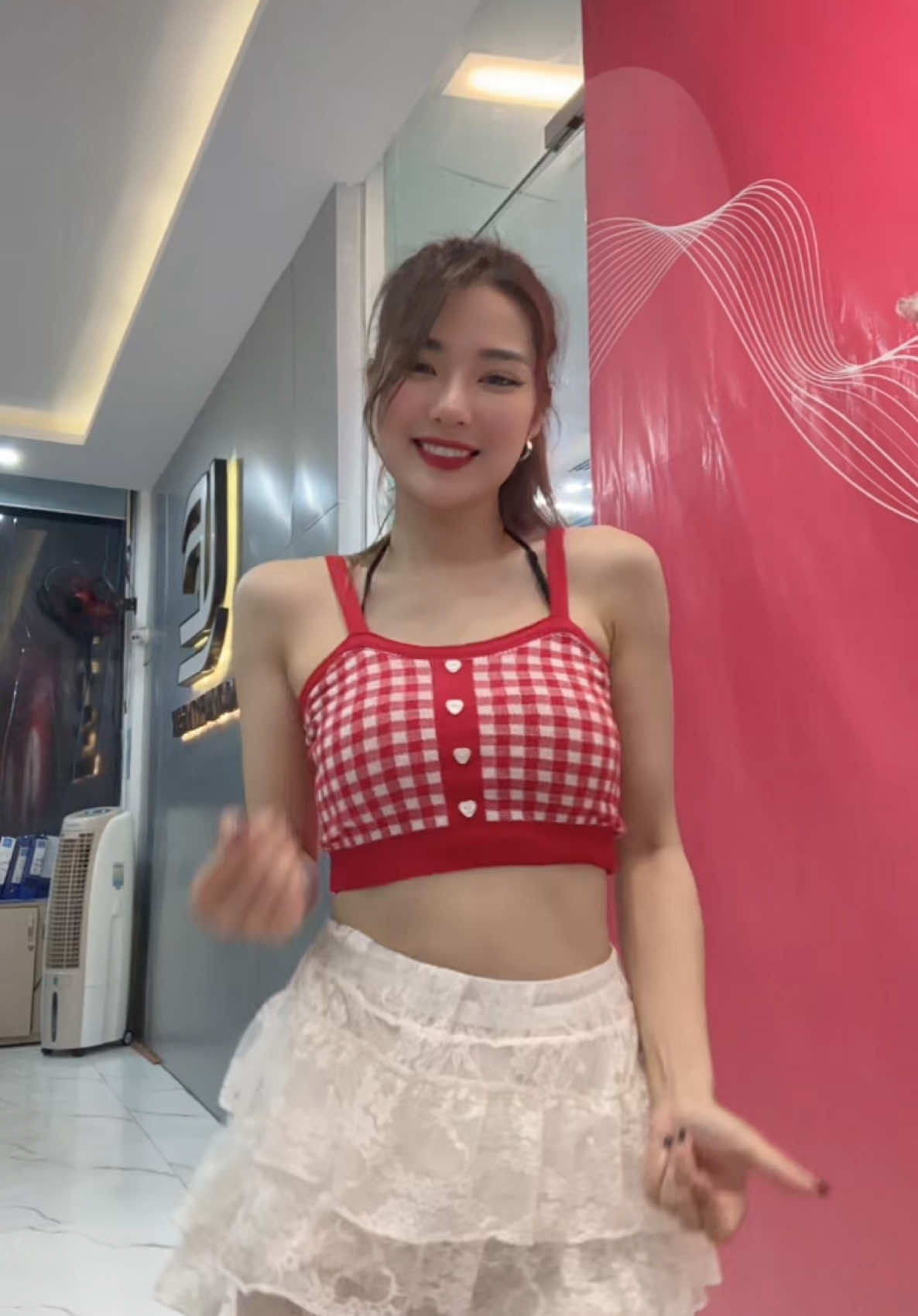 Hoa cỏ lau remix nhảy #dancewithngocthao #ngocthaoxd #xuhuong #trending #toptrending #tiktokviral #dance #remix #foryou #hoacolau 