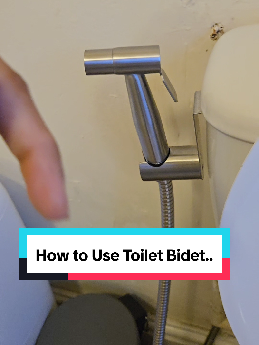 Replying to @naseebkaur23 please use kr lein  #toiletbidet #showerbidet #muslimshower #bathroomessentials #fyp #tiktokmademebuyit 