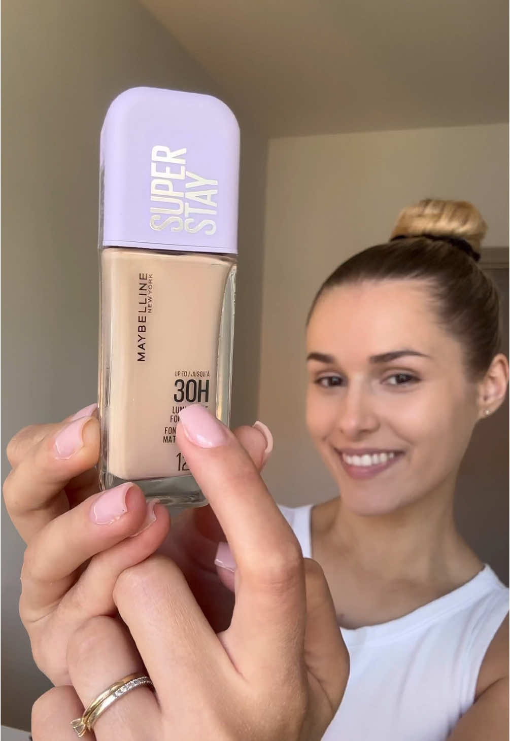 Ljeto može početi jer imamo puder koji je spreman na sve uvjete.☀️💦 #maybellinenewyork #partnership #makeup 