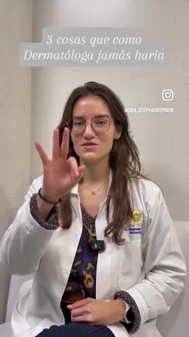 Estas son 3 cosas que como Dermatóloga, jámas haría: ❌ No utilizar protector solar a diario ❌ Tocarme los granitos ❌ Comprar productos de moda o recomendados en redes sin antes consultar con tu Derma #Derma #Dermatologia #Guatemala #DermaGuatemala #SkinCare #DontsSkinCare #Donts