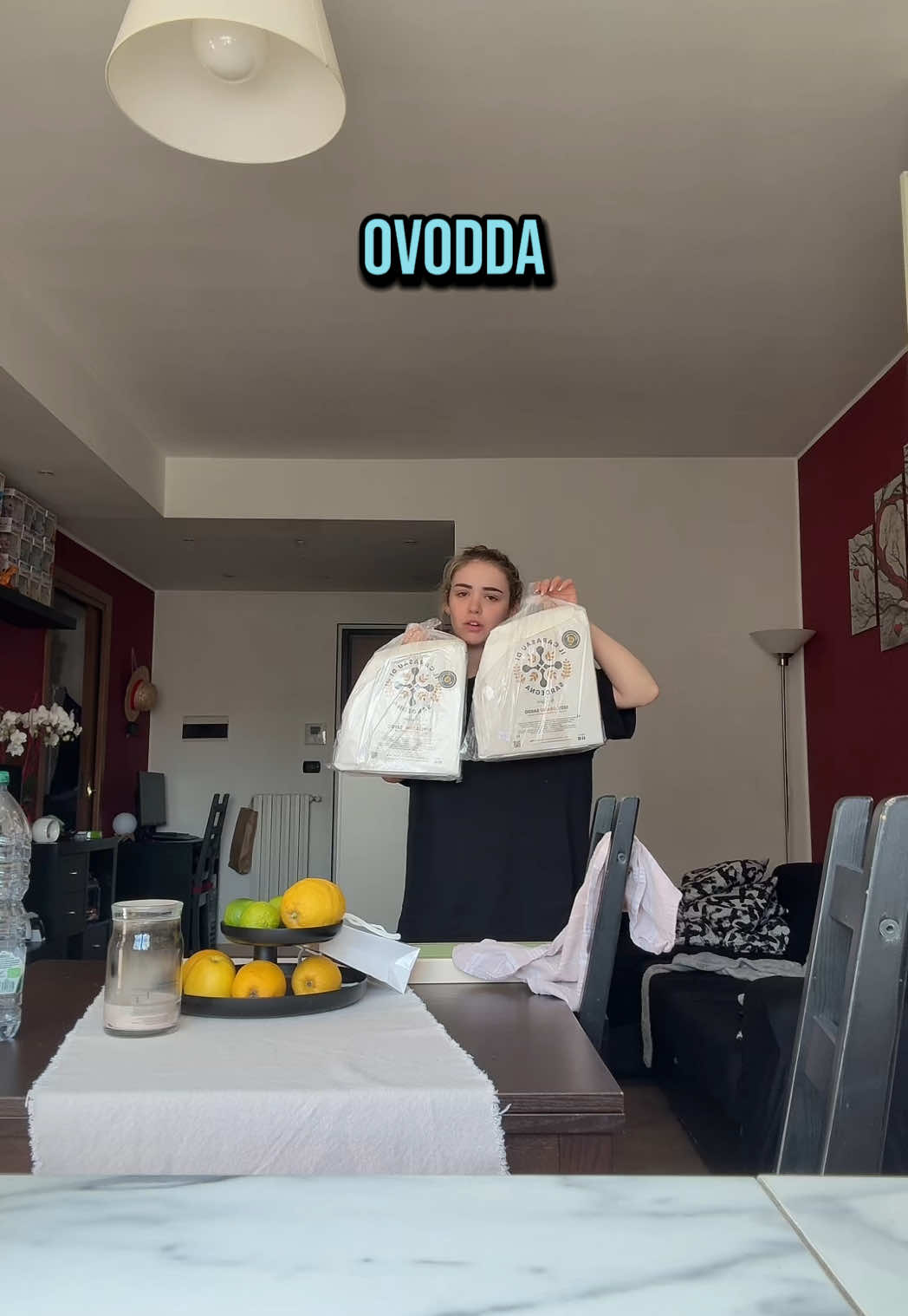 ig @emilia.poloni ♡ ricordatemi carina e raggiante non con i capelli sporchi e questa voce 