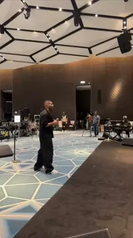 #الكويت🇰🇼 #tiktok #drums #music #play #kuwait #وناسه #درامز #انا #ترند #الشعب_الصيني_ماله_حل😂😂 