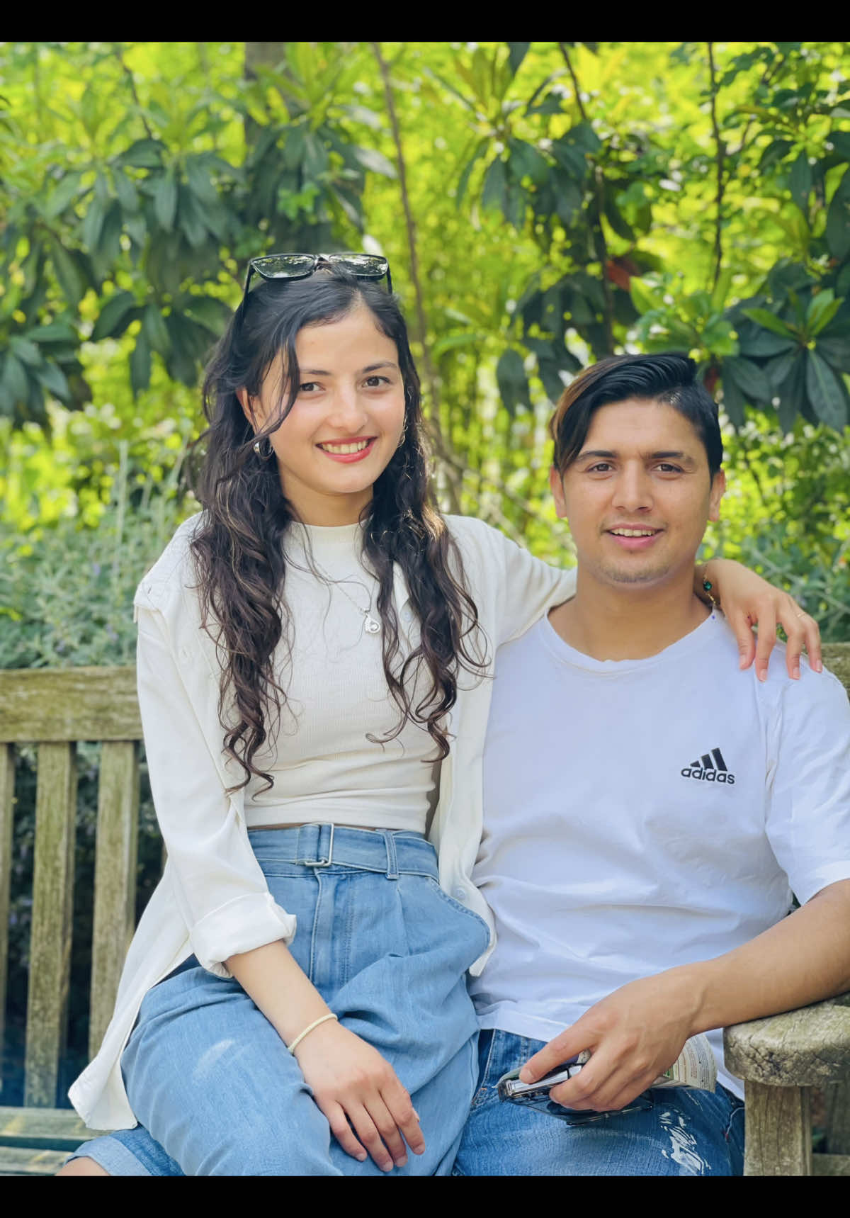 When non dancer tries to dance 😜🤍 #husbandwife #bollywoodsongs #foryoupage #viral #Love #couplegoals #dance ❤️