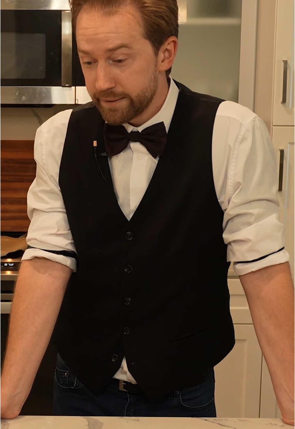 Your new fave bartender🍷 🍺 