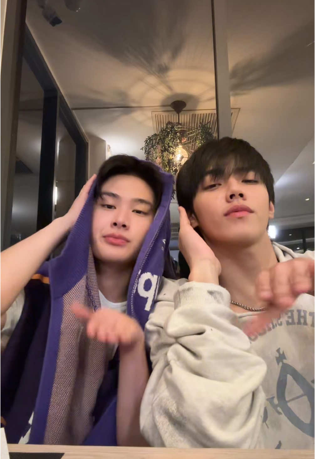 เต้นกับน้องภีม       #THAIchayanon #PEEMWASU #BUSbecauseofyouishine