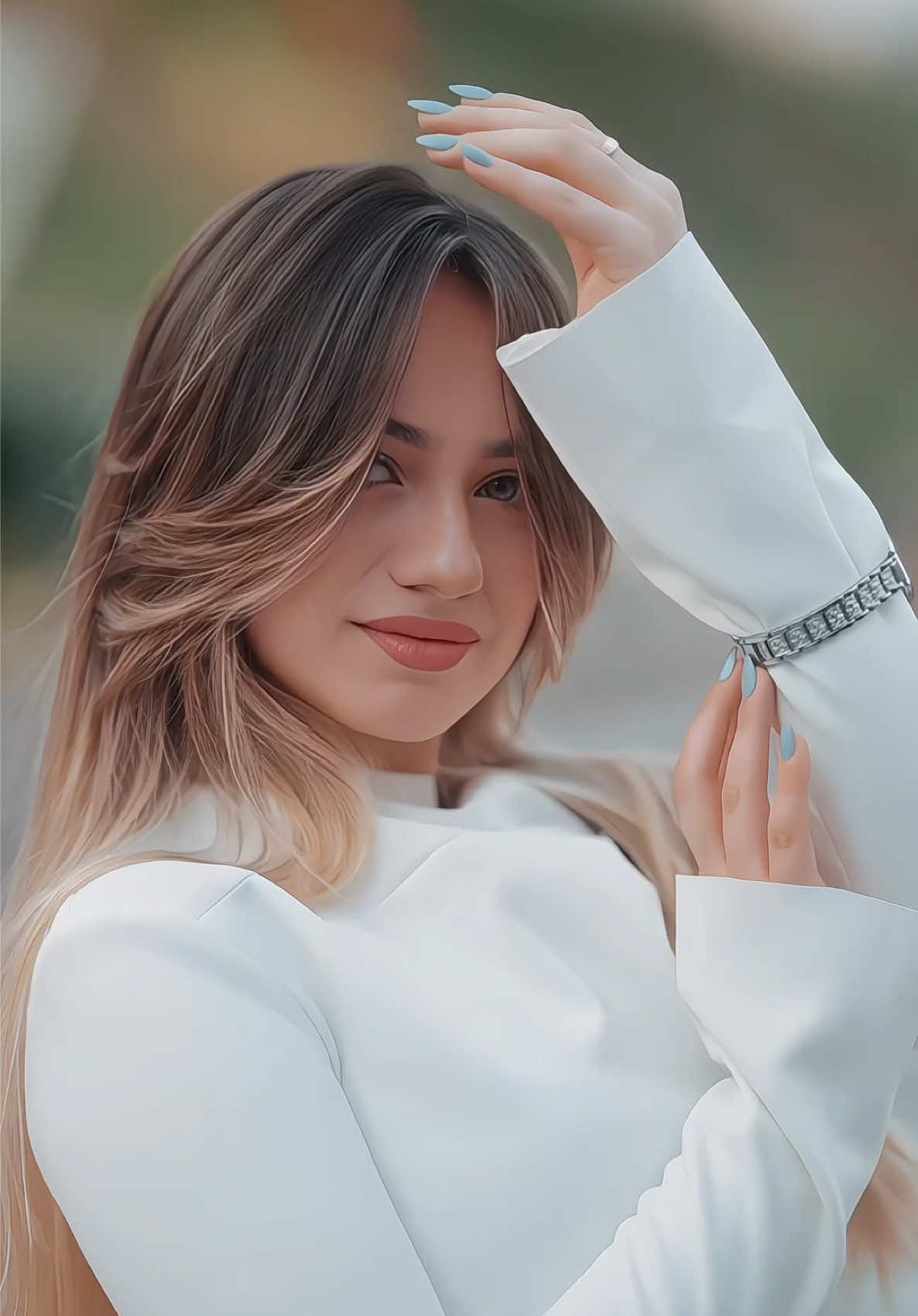 بجمال الياقوت، وبقوة التيتانيوم… #HUAWEIWATCHFIT4Series تواكب كل جانب من حياتي.  استخدم الرمز ALANA وتمتّع بخصم 10%!