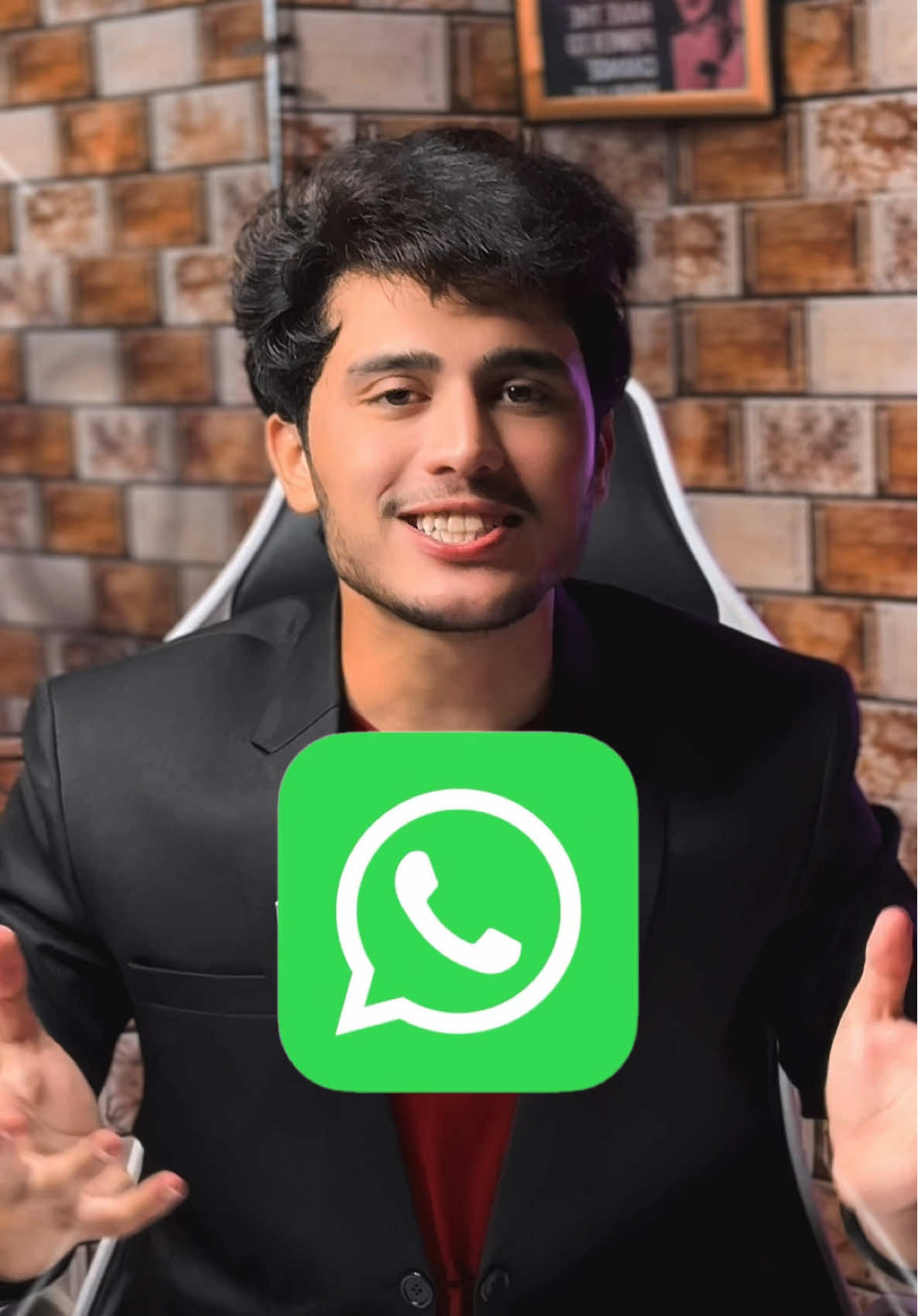 WhatsApp voice changer 😍  @خانہ بـͫـͣـͥــدوش #whatsapp #trending #creatorsearchinsights #voicechanger #viral #trendingvideos #khaleeq_world #khanabadosh #onemillionaudition #standwithkashmir 