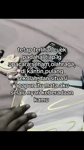 liat dri jauh aja udh salting 🙇🏻‍♀️🙇🏻‍♀️#story #sekolah #crush #