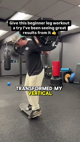 How to use barbell squat jumps to jump higher #jumping #jumphigher #dunking #howtodunk #jumptraining #basketball #volleyball #strengthtraining #dunk