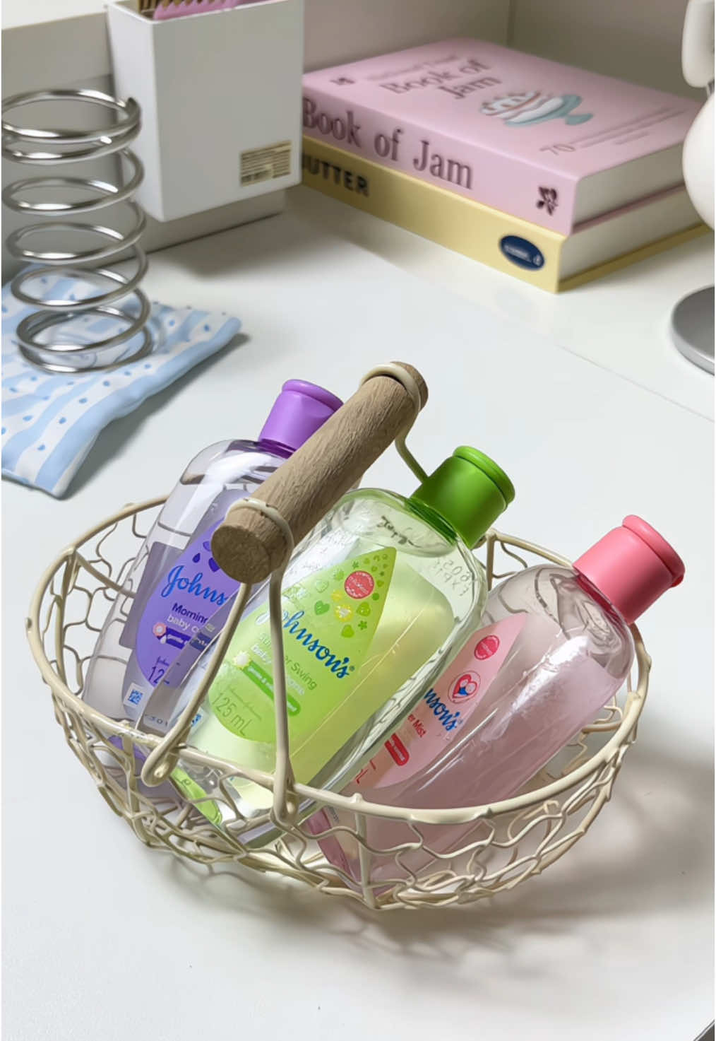 Nước hoa iem pe Johnson’s Baby #xuhuong #fyp #xh #viral #nuochoa #johnsonsbaby #johnson #thanhhuyen2605 