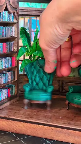 Absolutely loving printing with the @creality3d K1C! This printer is a fantastic blend of professional quality and user-friendly operation. What's truly amazing is how easily anyone, even without prior 3D printing experience, can achieve incredible results. Highly recommend checking it out! #creality #crealityk1c #miniaturefurniture #miniatureworld