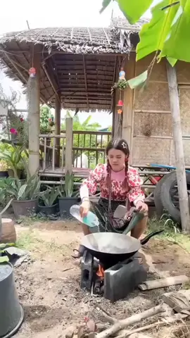 #fyp  gara gara kayu bakar loncat😀