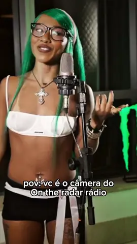 Ela intimidando o câmera real niger ✊🏾✊🏾✊🏾#trap #humor #ontheradar #trapbrasil 
