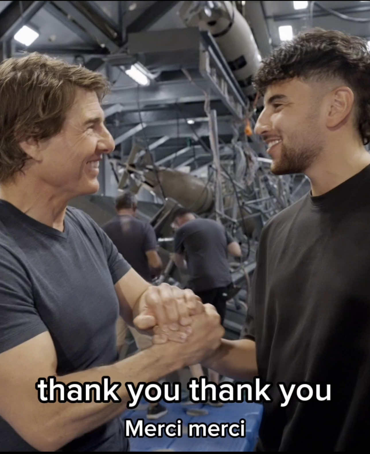 Quand Tom Cruise prend le temps de te donner quelques conseils.. et tout ça sur le tournage du nouveau mission impossible… Merci monsieur Tom Cruise 🤝🧠