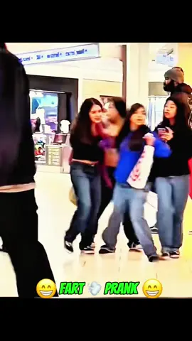 #fartprank #fart #prank #funny #funnytiktok #funnyprank #fyp 