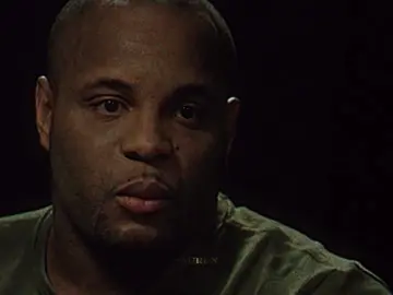 he knew everything in advance☠️ #bones #johnjones #goat🐐 #UFC #danielcormier #dc #mma #ufcedit #scary #bonesjones #fightnight 