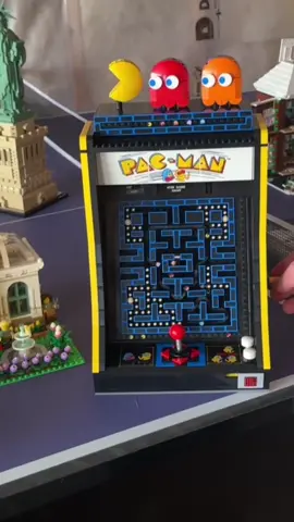 This week Darcy takes us on an adhd hyperfixation tour of his Lego collection. 