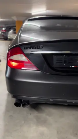 Si ty hala skom pa.🖤🧿 #f #fyp #foryoupage #fypシ゚ #fypp #goviral #vir #viralvideos #videoviral #viralditiktok #mercedes #mercedesbenz #amg #amg63 #cls63 #cls #brabus #brabus800 